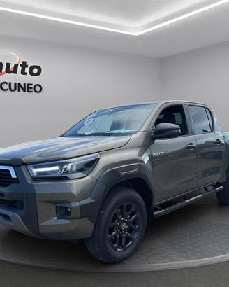 Toyota MY25 2.8 DC 4WD M HEV INVINCIBLE