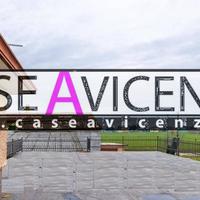 Casa contemporanea con Ampio Spazio Artigianale