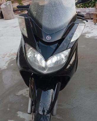 Yamaha Majesty 400cc