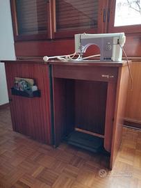 Macchina da cucire Necchi Supernova Julia 530