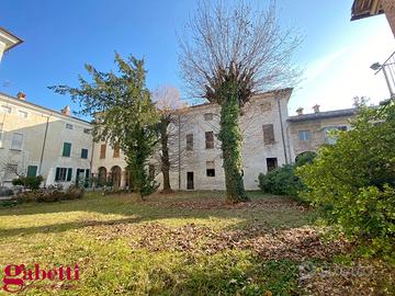 Villa o villino Cherasco [Rif. 23/023VRG]