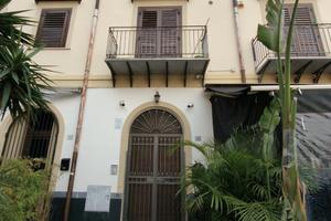 VIA ROMA/POSTE CENTRALI 3 vani arredato