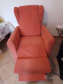 Poltrona reclinabile