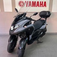 Yamaha Tricity 300 NIMBUS GREY pacchetto uban