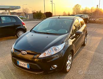 Ford fiesta 1.4 TDCi 68cv 5porte Titanium