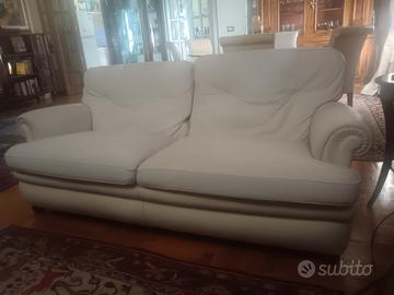 FRAU divano 3 posti e poltrona