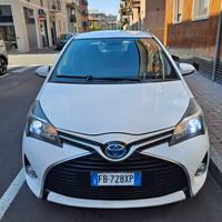 Toyota yoris 1.5 Hybrid 