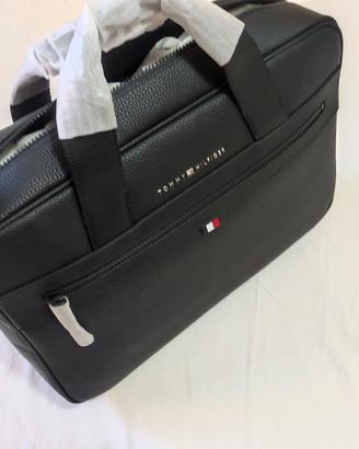 borsa porta Laptop

Tommy Hilfiger 
