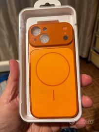 Cover fake 17 per I phone 15.