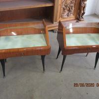 Coppia di comodini originali anni 50