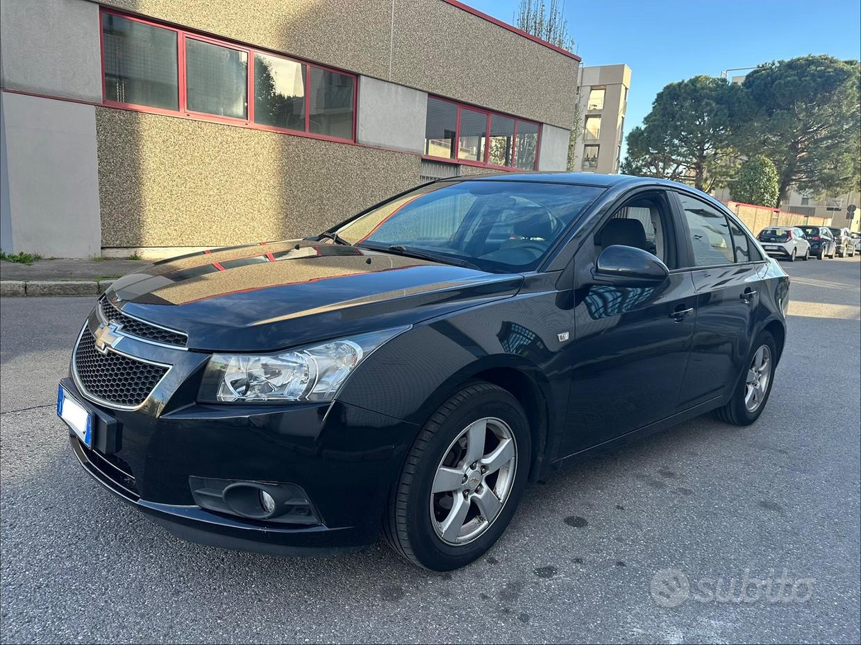 CHEVROLET Cruze