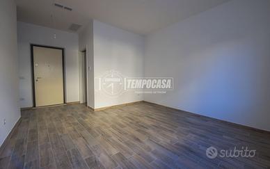 LUMINOSO TRILOCALE PARI AL NUOVO