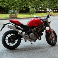 Ducati Monster 796 20th
