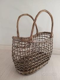 Borsa/cesta in vimini intrecciato. Artigianato.