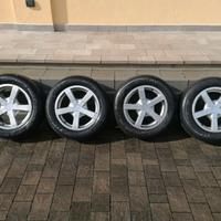 Cerchi in lega da 15” a 5 fori marca Fox