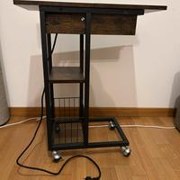 Mobiletto pratico divano