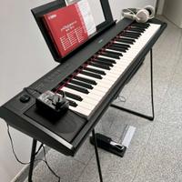 Tastiera portatile Yamaha in stile pianoforte