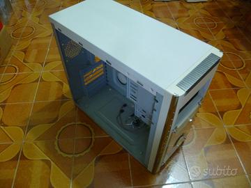 Computer Case con lettore floppy