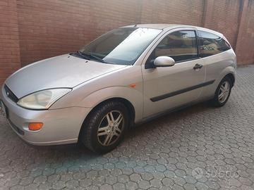 Ford Focus 1.6 Zetec 3p - UNICO PROPRIETARIO -