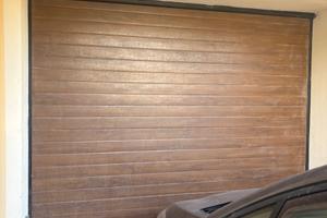 Serranda sezionale motorizzato garage