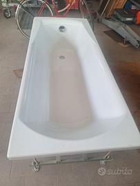 Vasca da bagno nuova