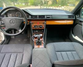 Mercedes 200e