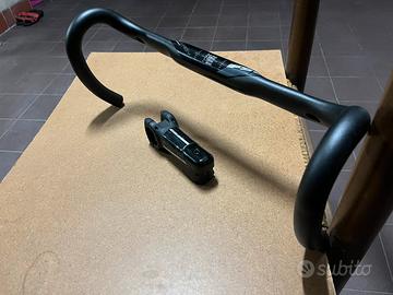 Piega + attacco manubrio FSA