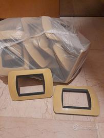 Placche bticino living L4803 