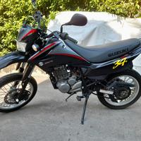 Suzuki DR 125 SM - 2010