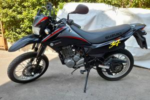 Suzuki DR 125 SM - 2010