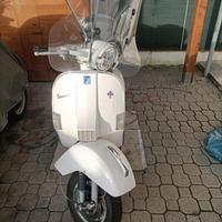 Vespa P 150 X