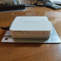 switch D-Link 5 porte gigabit da parete