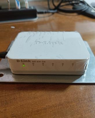 switch D-Link 5 porte gigabit da parete