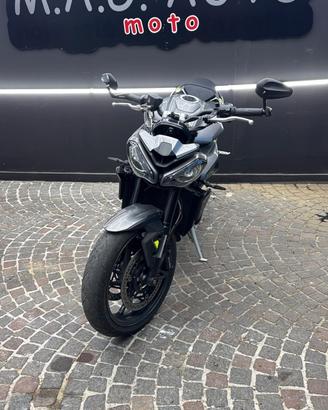 Triumph Street Triple