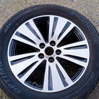 Cerchio con pneumatico Kia Sportage 