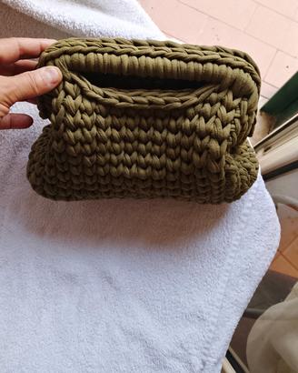 borsa all uncinetto 