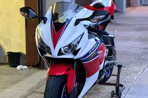 Honda cbr 1000rr
