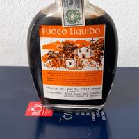 Bottiglia di Nocino vintage 