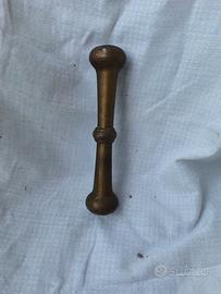 Antico mortaio in bronzo
