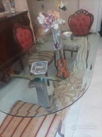 Tavolo ovale in cristallo