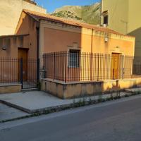 Immobile Commerciale -ex Laboratorio odontotecnico