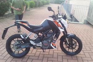 Ktm duke 125
