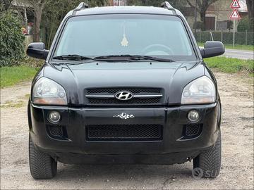 HYUNDAI TUCSON 2.0 CRDi 4WD  4X4 2005