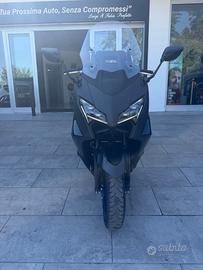 Yamaha TMAX 560
