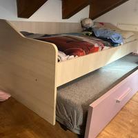 Letto singolo (con secondo letto cassetto sotto)