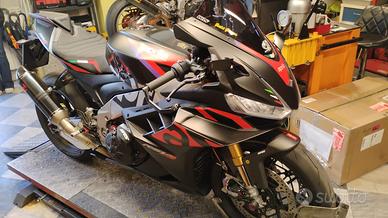 Tamponi paratelaio aprilia rsv4 2021 -2024