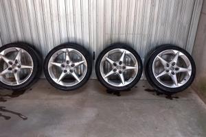 Cerchi con gomme del 18
