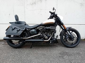 Harley-davidson Breakout C.V.O. CVO