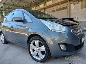 SUV KIA VENGA CDRI 1.4 DIASEL VETRINA