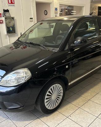 LANCIA Ypsilon 1.2 Oro